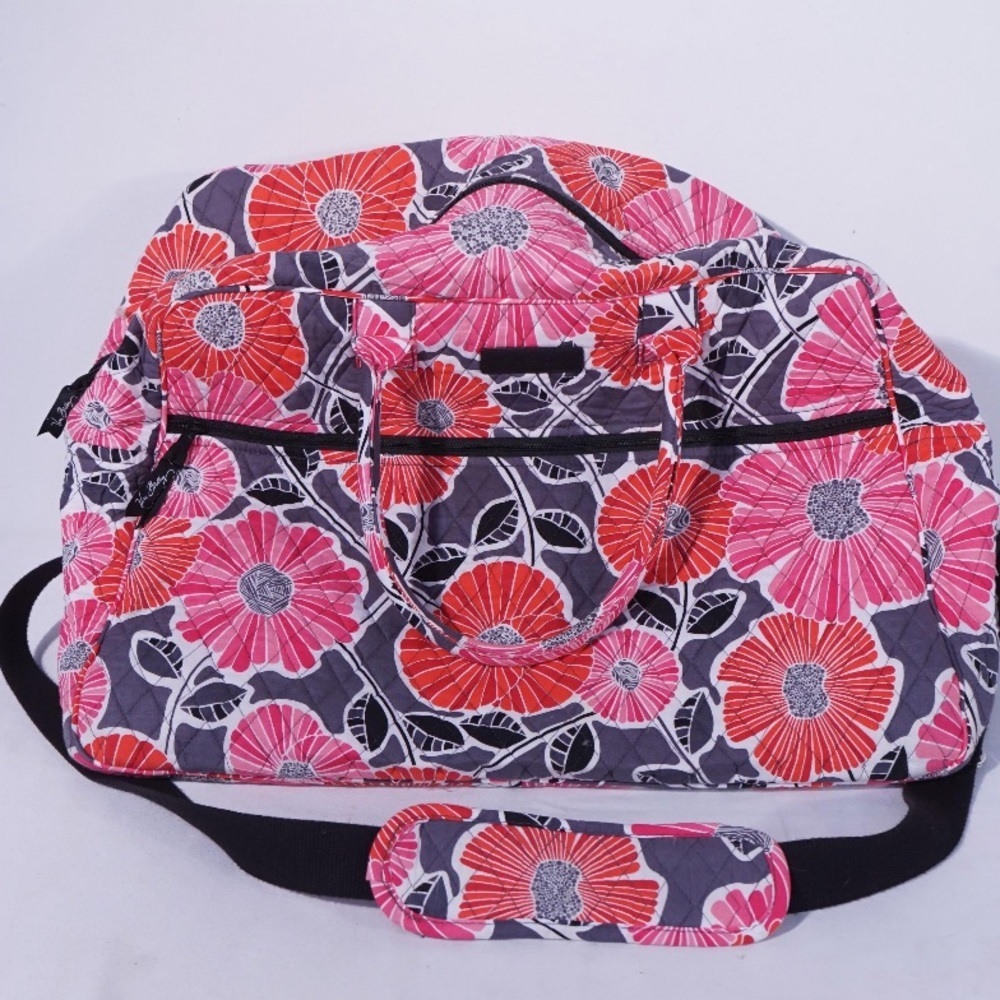 VERA BRADLEY Weekend Traveler Duffel w/Shoulder Strap Cherry Blossom‎